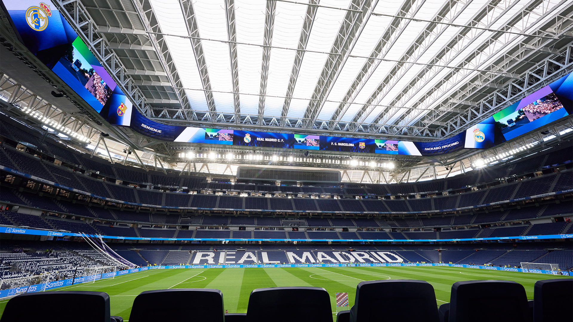 Estadio Santiago Bernabéu. Virtual background to use on Zoom, Microsoft Teams, Google Meet, WebEx or any other compatible app.